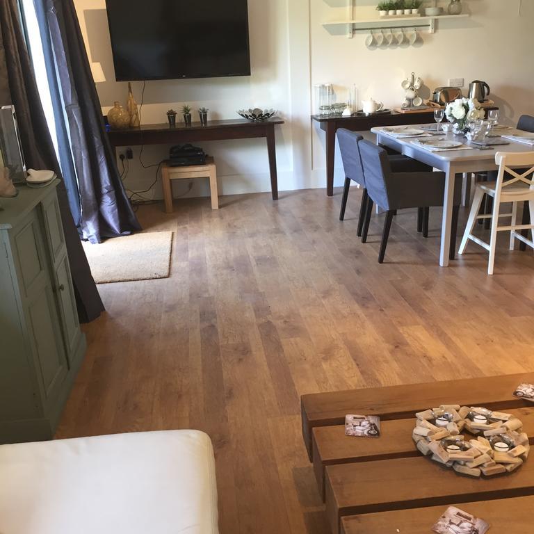 Willow Court Farm The Lodge & Petting Farm, 8 Mins From Legoland & Windsor, 15 Mins From Lapland Uk Exterior foto